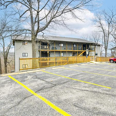 Inviting Branson West Condo With Pool Access Экстерьер фото