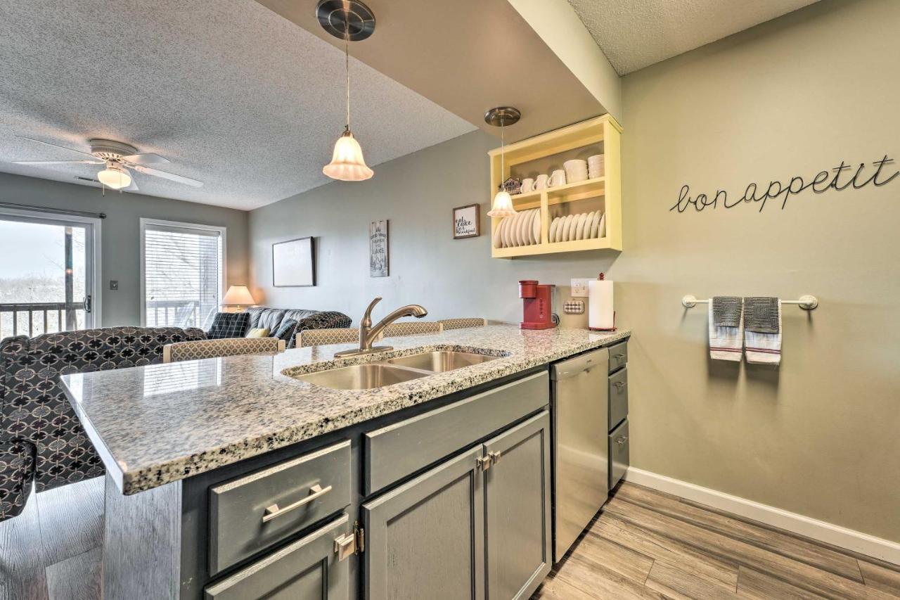 Inviting Branson West Condo With Pool Access Экстерьер фото